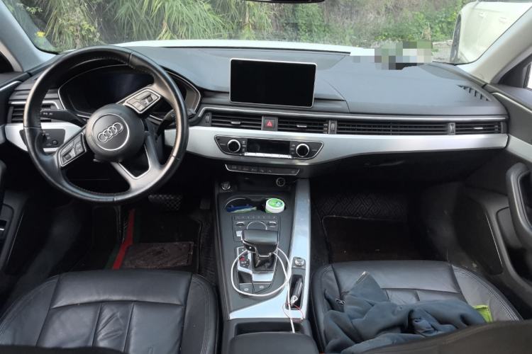 Used Audi A4L 2019 40 TFSI Fashion Version China V
