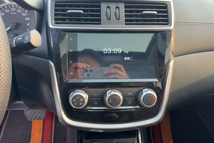 Used Nissan Tiida 2020 1.6L CVT Smart Drive Edition
