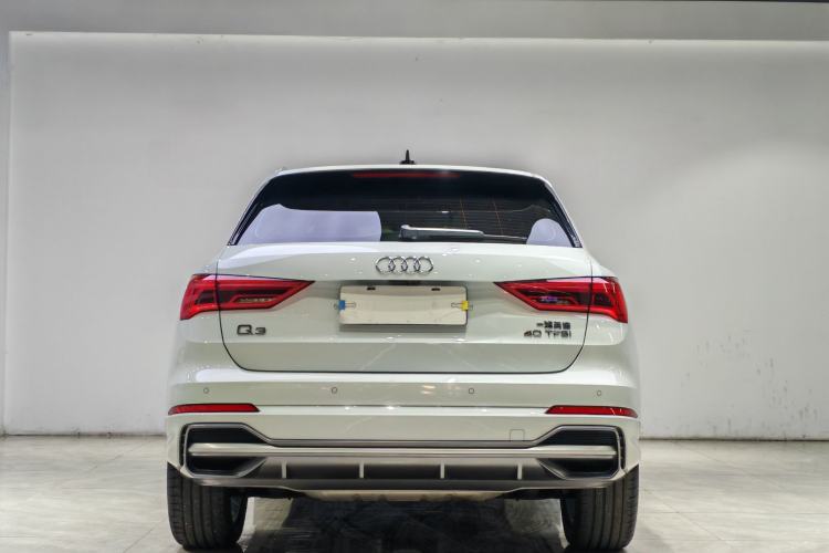 Used Audi Q3 2022 40 TFSI Fashion Dynamic Model