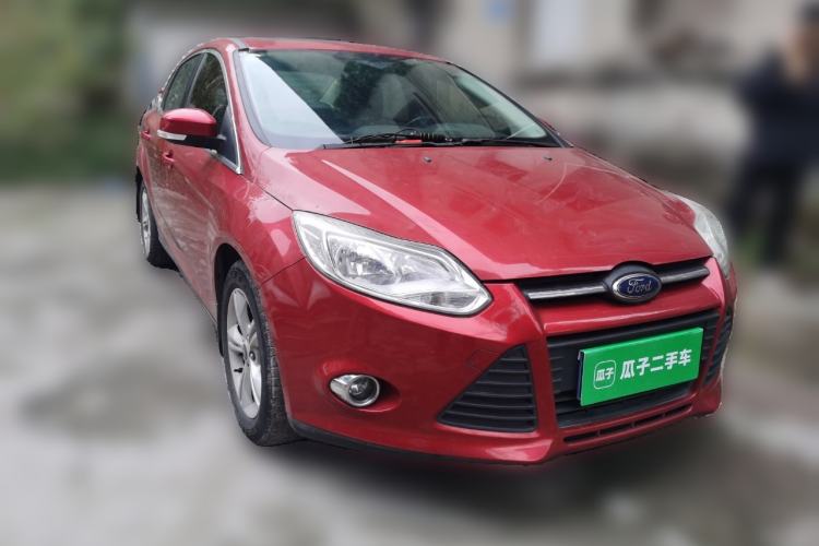 Used Ford Focus 2012 Sedan 1.6L Automatic Fashion Edition
