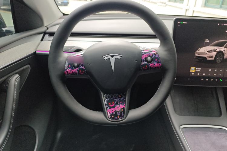 Used Tesla Model Y 2023 Rear-Wheel-Drive Version Steering Wheel