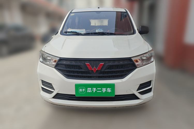 Used Wuling Hongguang 2019 1.5L S Basic Version China VI Standard LAR Front
