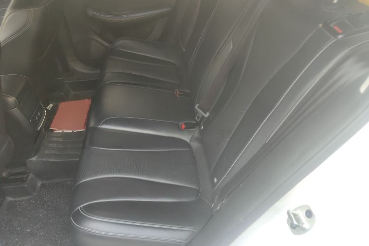 Used Roewe i5 2020 1.5L Automatic 4G Connect Luxury Flagship Edition
