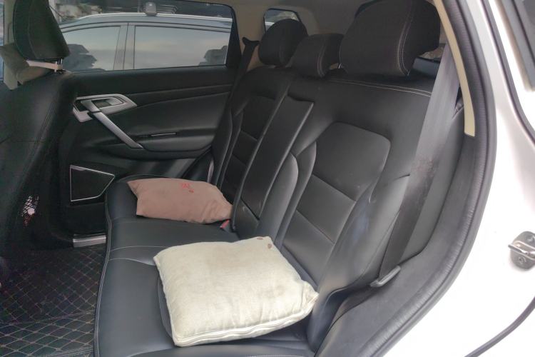 Used Geely Auto Emgrand X7 Sport 2016 1.8TD Automatic ZhiShang Model Left Rear Seat