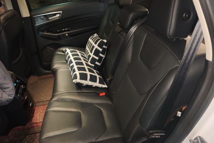 Used Ford Edge 2016 EcoBoost 245 Four-Wheel Drive Titanium 7-Seater
