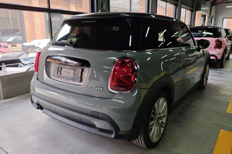 Used MINI 2022 1.5T COOPER Classic Edition
