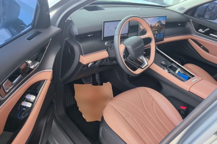 Used Chery Tiggo 8 L 2024 2.0T Two-Wheel Drive Prestige Version 5 Seats