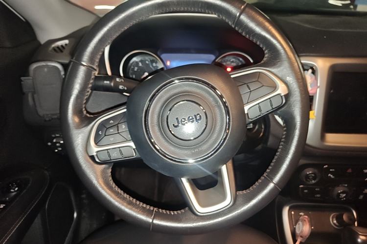 Used Jeep Compass 2017 200T Automatic Family Edition