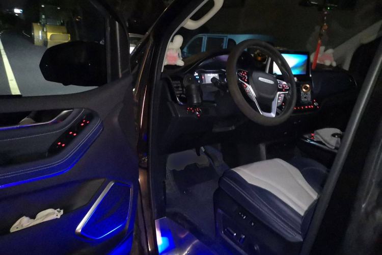 Used SAIC MAXUS G20 2021 PLUS 2.0T Gasoline Automatic Luxury Edition