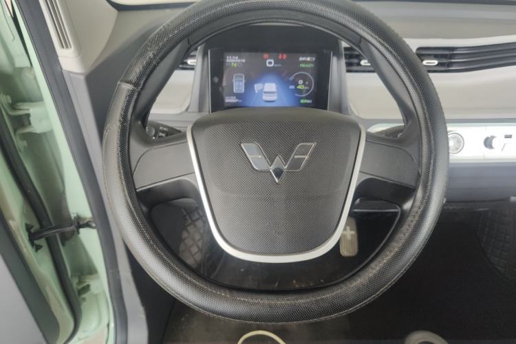 Used Wuling Hongguang MINIEV 2021 Macaron Premium Model – Lithium Iron Phosphate Steering Wheel