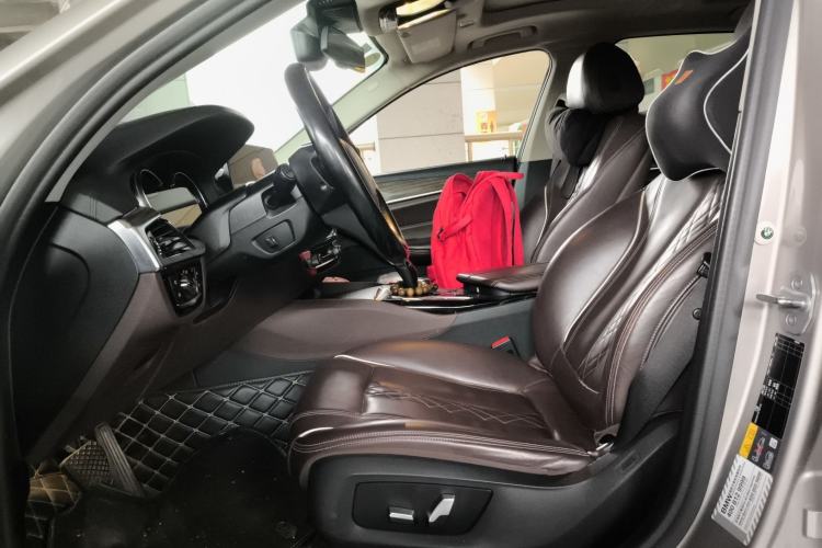 Used BMW 5 Series New Energy 2019 530Le Luxury Package
