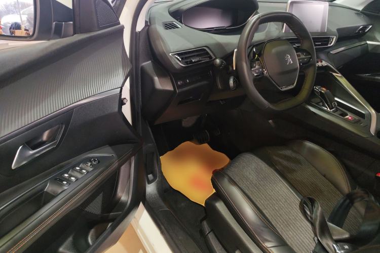 Used Peugeot 4008 2017 350THP Elite Edition Driver Seat