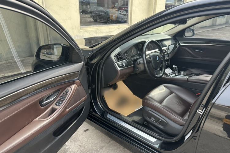 Used BMW 5 Series 2014 525Li Luxury Design Package
