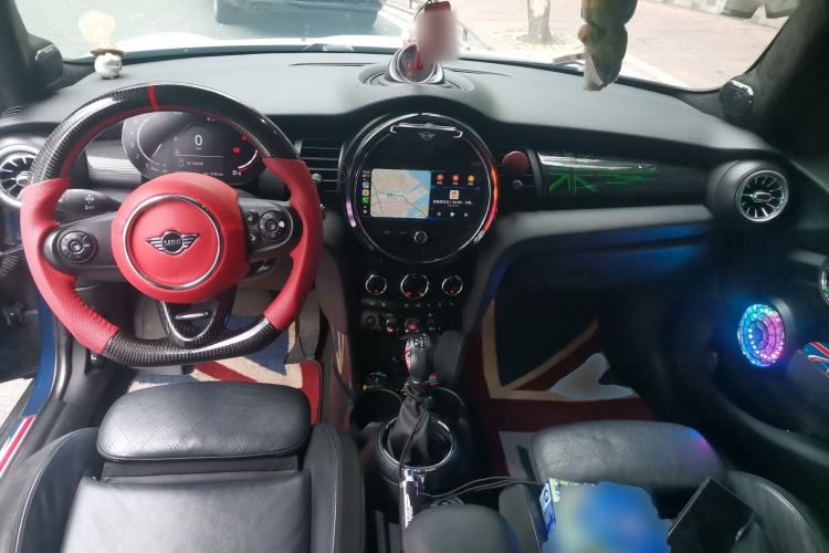 Used MINI 2015 1.5T COOPER Fun Five-Door Edition
