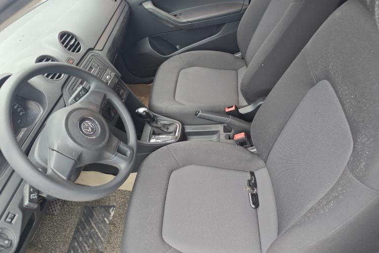 Used Volkswagen Jetta 2013 1.6L Automatic Fashion Model