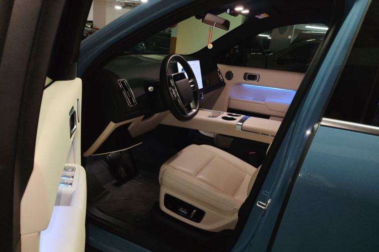 Used Li Auto L9 2022 Max model