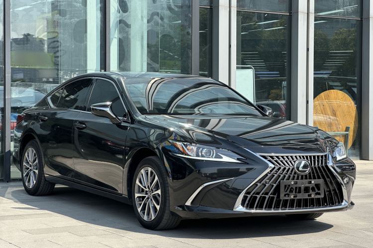Used Lexus ES 2022 200 Excellence Edition