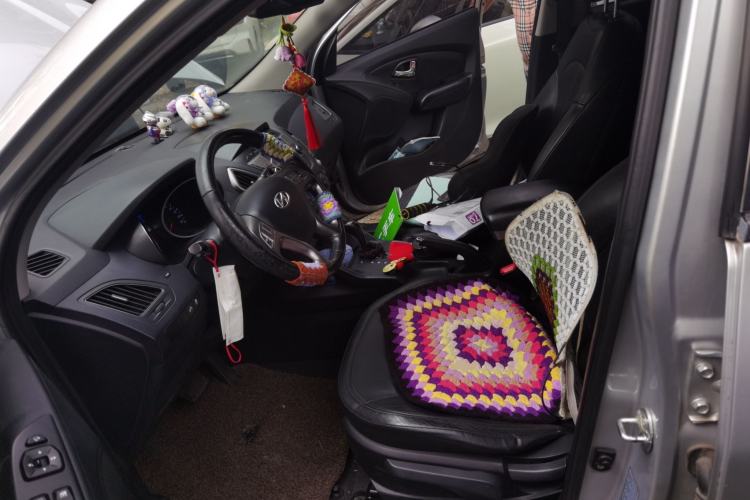 Used Hyundai ix35 2010 2.0L Automatic Two-Wheel Drive Elite Edition GLS
