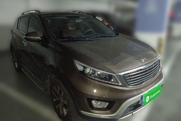 Used Kia Sportage R 2015 2.0L Automatic Two-Wheel Drive GLS Front Right 45 Deg