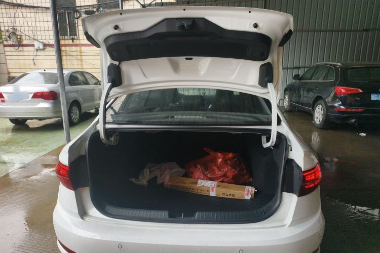 Used Volkswagen Sagitar 2020 280TSI DSG Comfort Version China VI Standard Trunk