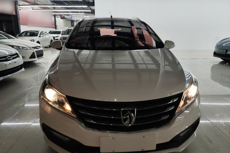 Used Baojun 310W 2017 1.5L Manual Comfort Version China V
