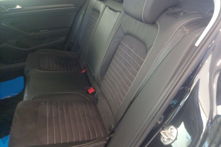 Used Volkswagen Magotan 2020 330TSI DSG Luxury Edition Left Rear Seat