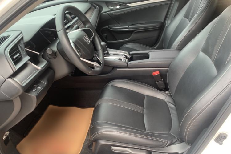 Used Honda Civic 2016 220TURBO CVT Luxury Edition
