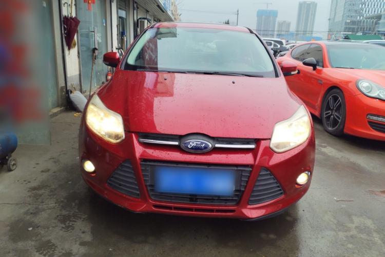 Used Ford Focus 2012 Hatchback 1.6L Automatic Fashion Edition
