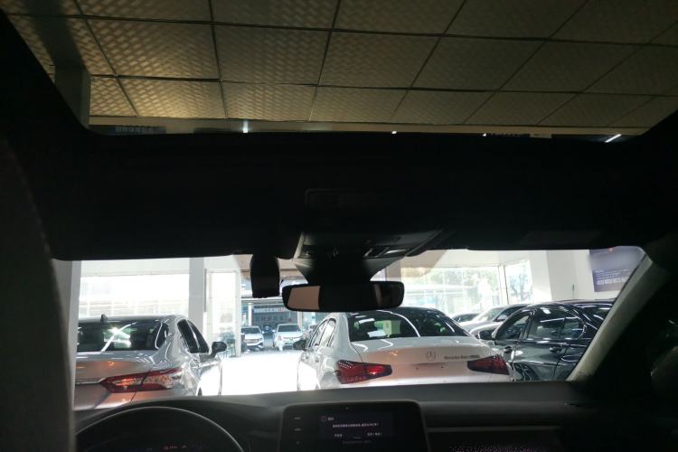 Used Volkswagen T-ROC 2024 300TSI DSG Two-Wheel-Drive Chen Guang Edition Headliner