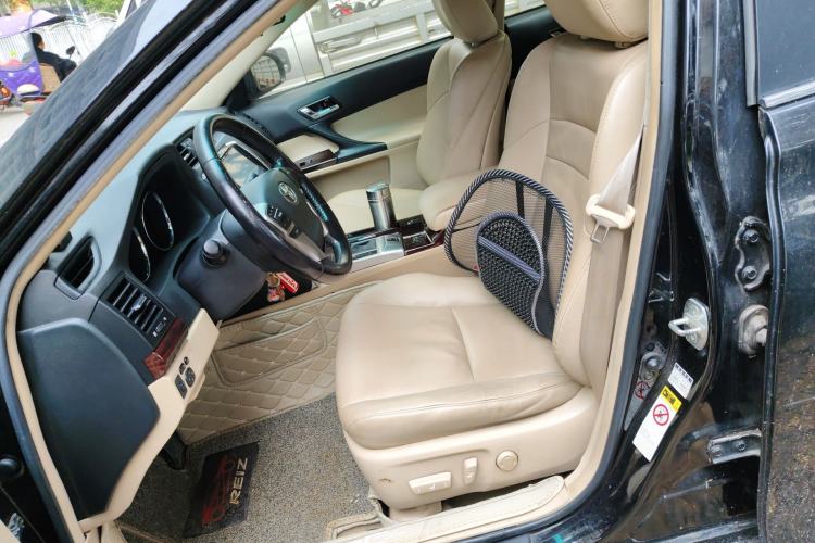 Used Toyota Reiz 2012 2.5V Fengdu Elite Stylish Edition