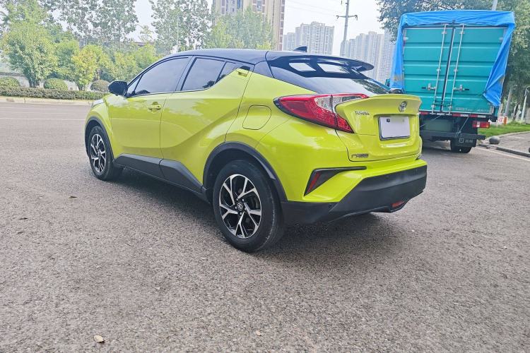Used Toyota C-HR 2018 2.0L Leading with Sunroof China VI Standard