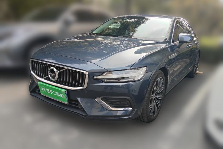 Used Volvo S60 2022 B4 Zhiyuan Luxury Edition