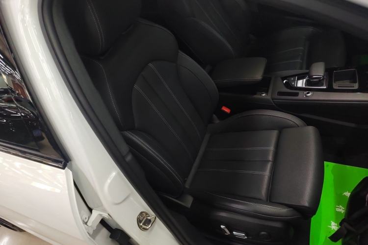 Used Audi A4L 2024 40 TFSI Luxury Dynamic Edition (Starry Night Version)