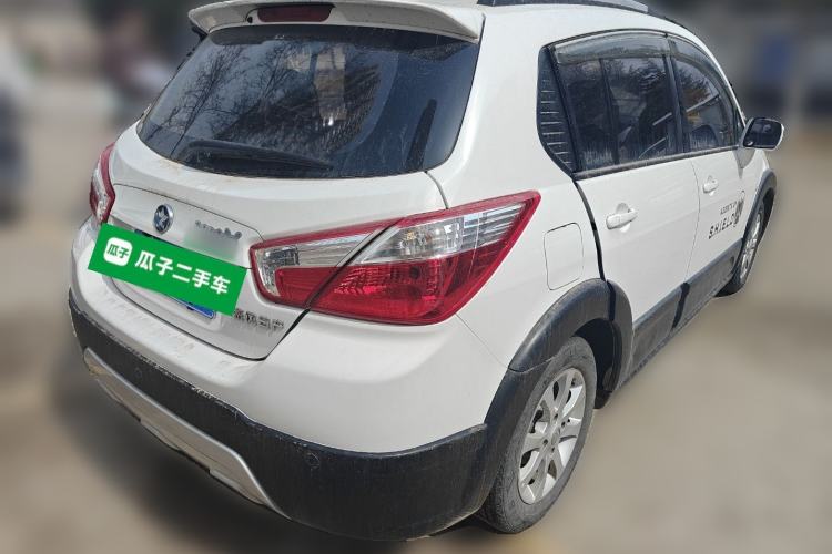 Used Venucia R50X 2013 1.6L Automatic Model