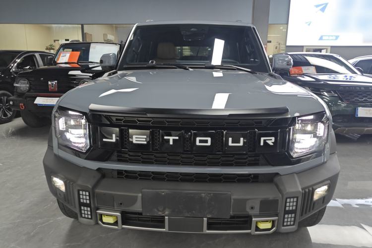 Used JETOUR Traveler 2023 2.0T All-Wheel Drive CrossPRO+
