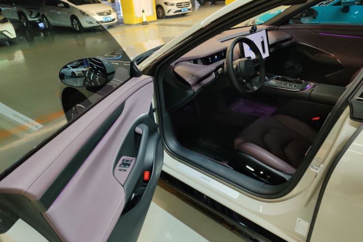 Used Xiaomi Auto SU7 2024 Rear-Drive Ultra-Long Range Advanced Pro-Level Intelligent Driving Version
