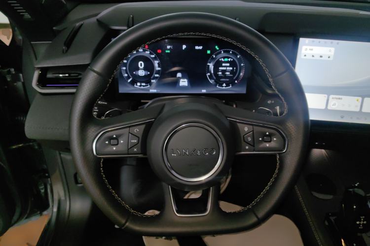 Used Lynk & Co 03 2023 1.5TD DCT JingPro
