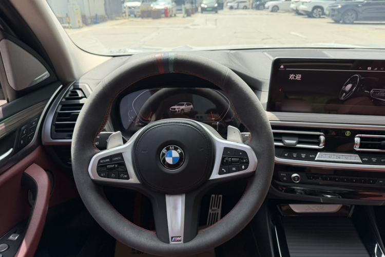 Used BMW X3 2022 xDrive30i Luxury Model M Night Sky Package Interior 15