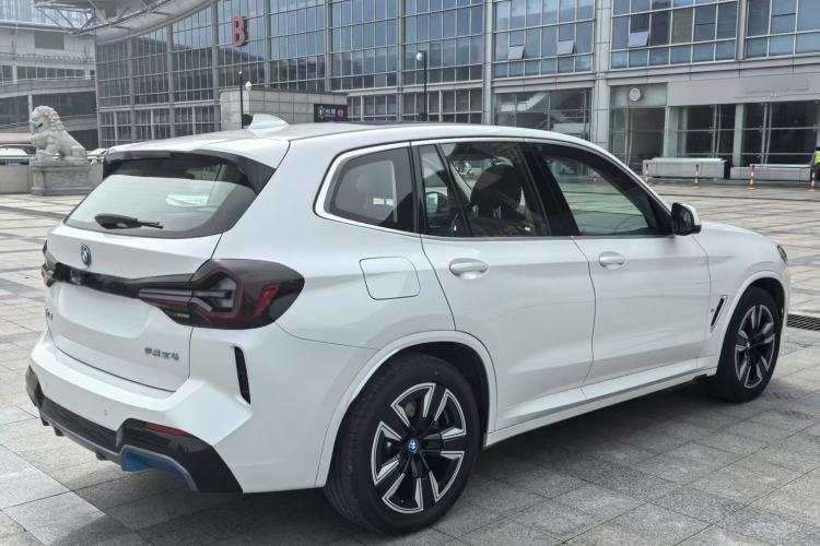 Used BMW iX3 2022 Leading Model
