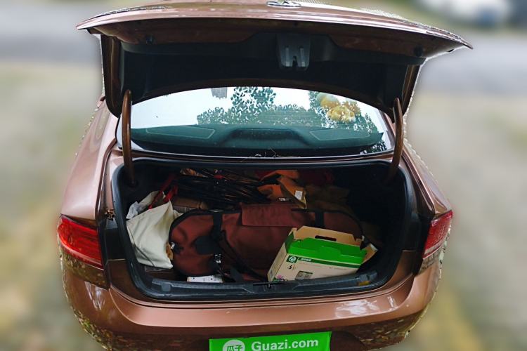 Used Volkswagen Lamando 2015 280TSI DSG Comfort Edition Trunk