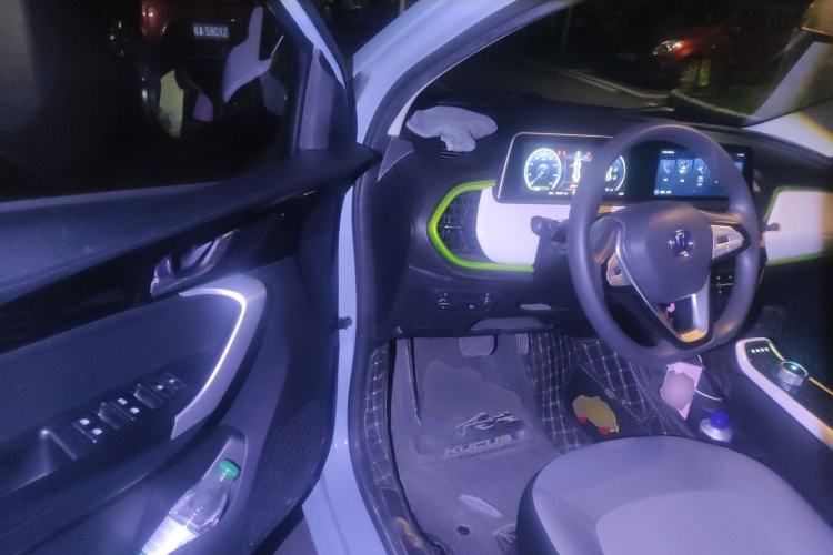 Used CHANGAN OSHAN Benni E-Star 2022 Charming Edition Colorful Model Lithium-Ion Battery
