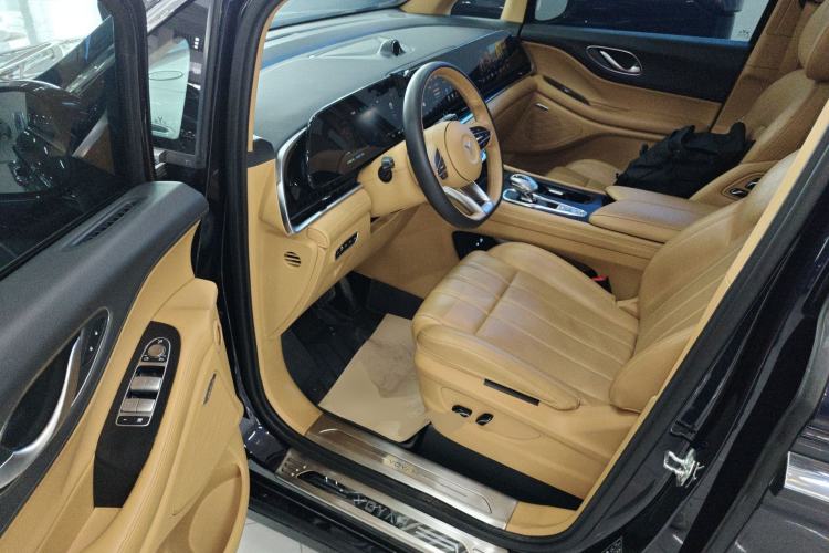 Used VOYAH Dream 2024 PHEV Extended-Range Premium Edition Driver Seat