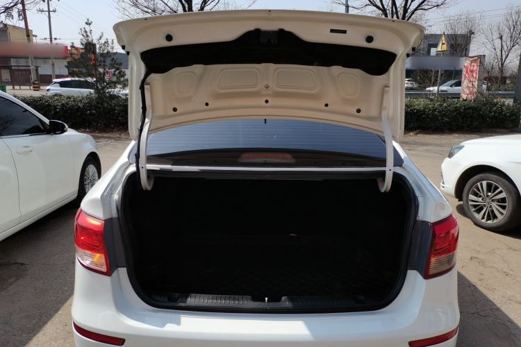 Used Kia K2 2015 Sedan 1.4L Automatic GLS
