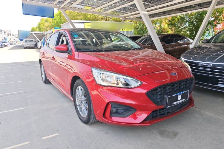 Used Ford Focus 2020 Hatchback 1.5L Automatic Sharp Edition Front Right 45 Deg