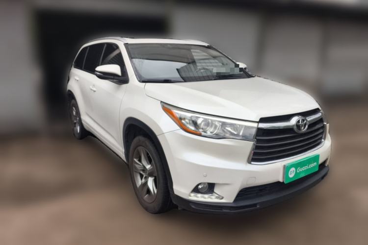Used Toyota Highlander 2015 2.0T Four-Wheel Drive Luxury Edition 7-Seater Front Right 45 Deg