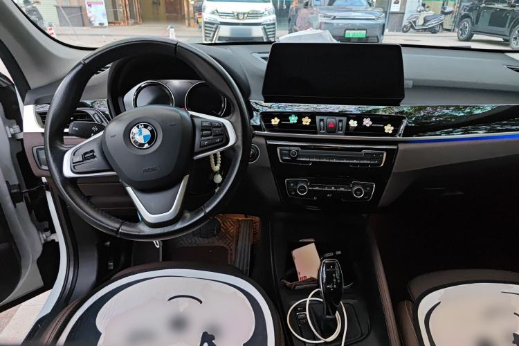 Used BMW X1 2020 sDrive25Li Leading Model
