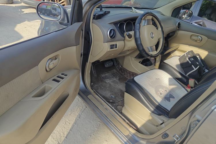 Used Nissan Geniss 2008 1.8L Manual Comfort Model Driver Seat