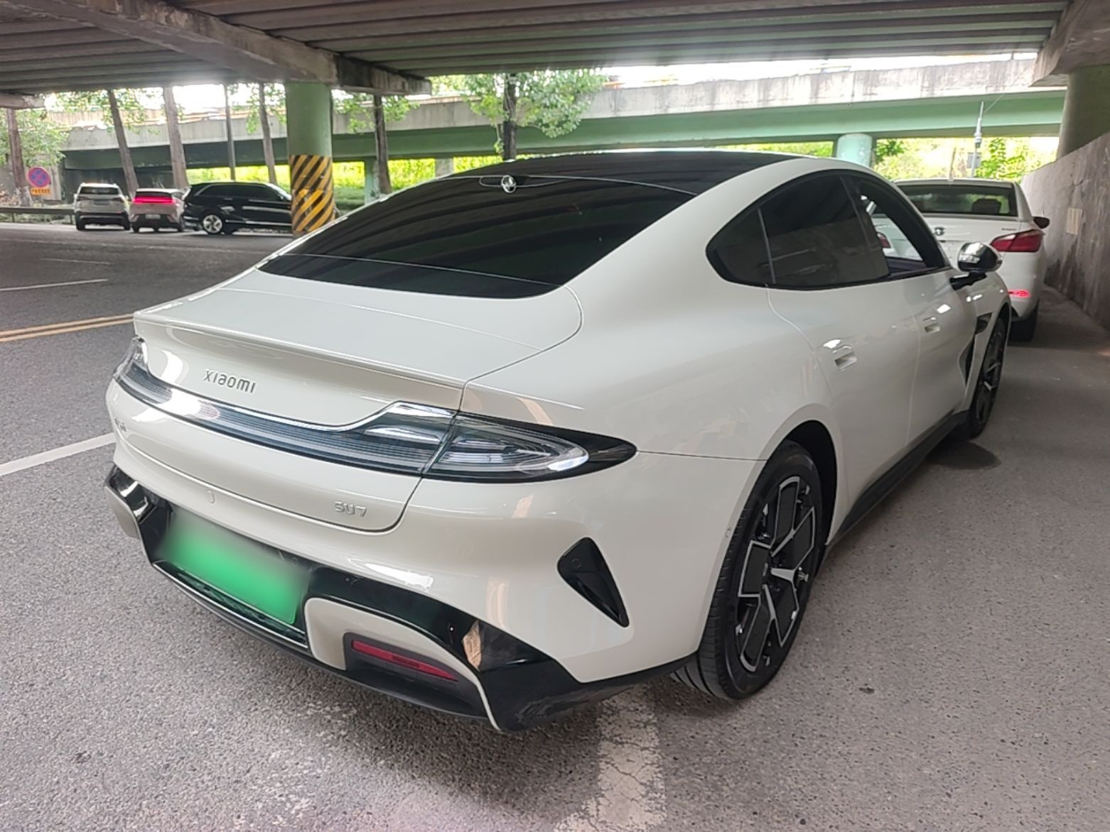 Xiaomi Auto SU7 2024 Rear-Drive Ultra-Long Range Advanced Pro-Level Intelligent Driving Version — снимка 6