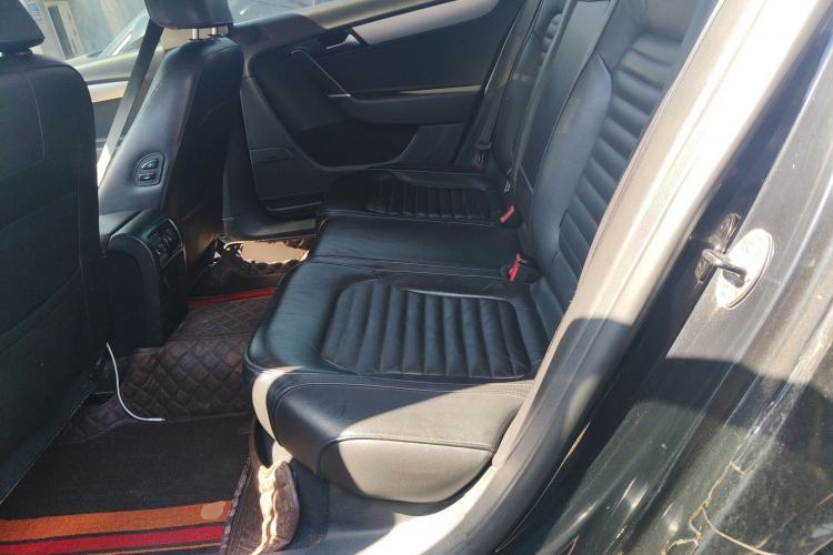 Used Volkswagen Magotan 2015 1.8TSI Advanced Model Left Rear Seat