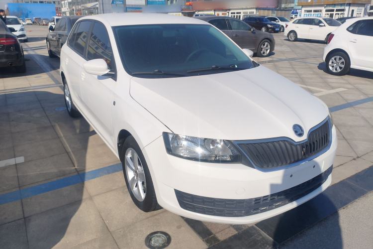 Used Skoda Rapid Spaceback 2014 1.6L Automatic Enjoyment Edition